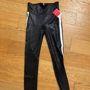 SPANX Faux Leather Stripped Legging NWT size small